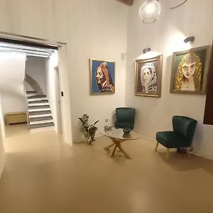 Gasthof La Casetta, Oristano